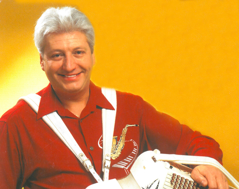 André Loppe avec son accordéon